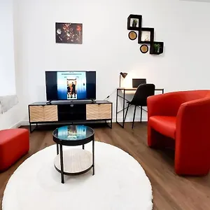  Appartement Beau T2 Hypercentre A La Cathedrale